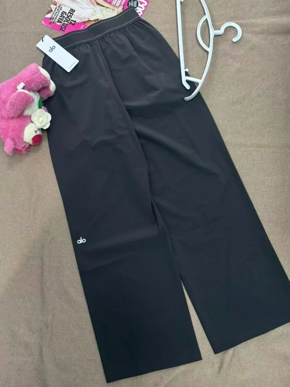 🔥🔥Alo Yoga Dark Grey Suit-Up Trouser Regular Pants